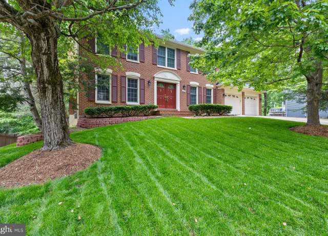 Property at 7733 Huntsman Blvd, Springfield, VA 22153, 5 beds, 3.5 baths