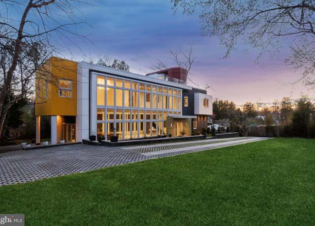 Property at 6304 Old Dominion Dr, Mclean, VA 22101, 5 beds, 4.5 baths