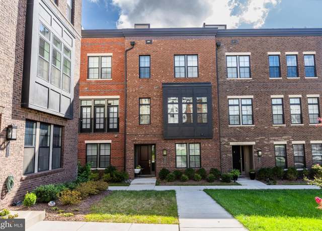 Property at 22143 Penelope Heights Ter, Ashburn, VA 20148, 3 beds, 3.5 baths