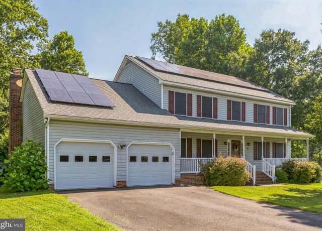 Property at 608 Halleck St, Fredericksburg, VA 22407, 4 beds, 2.5 baths