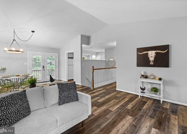 Property at 904 Wild Turkey Rd, Harpers Ferry, WV 25425, 3 beds, 2 baths