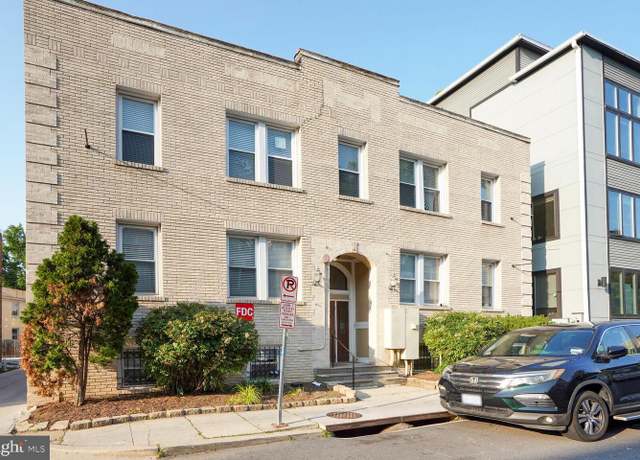 Property at 1443 Oak St NW #102, Washington, DC 20010, 1 bed, 1 bath