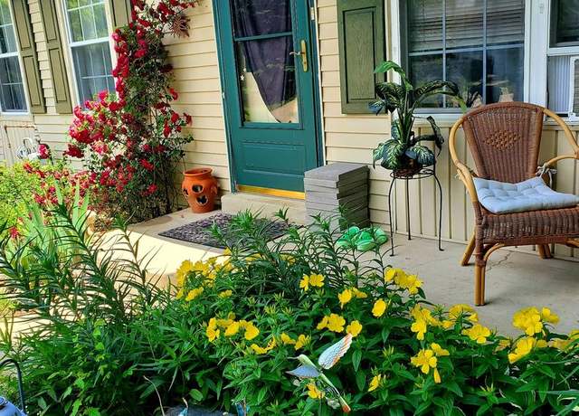 Property at 950 Wampler Ln, Westminster, MD 21158, 3 beds, 2 baths