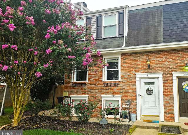 Property at 17677 Kohlhoss Rd, Poolesville, MD 20837, 3 beds, 2.5 baths