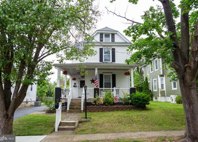 Property at 117 Harvard Ave, Collingswood, NJ 08108, 3 beds, 1.5 baths