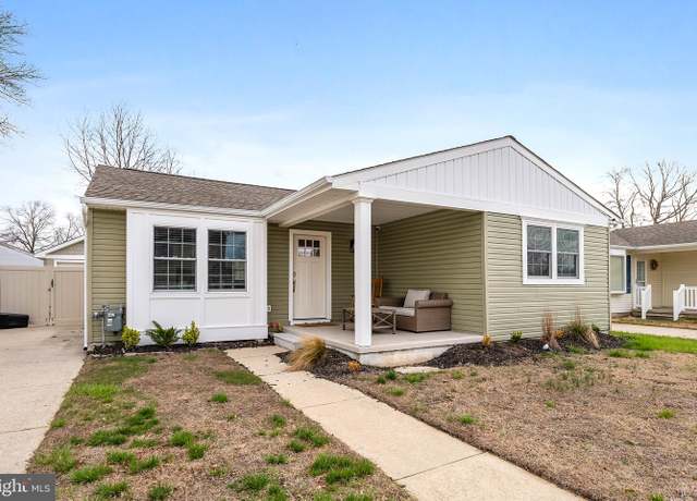 Property at 107 Beechwood Ave, Villas, NJ 08251, 3 beds, 2 baths