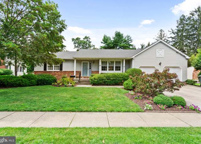 Property at 14 Euclid Ave, Pitman, NJ 08071, 2 beds, 1.5 baths