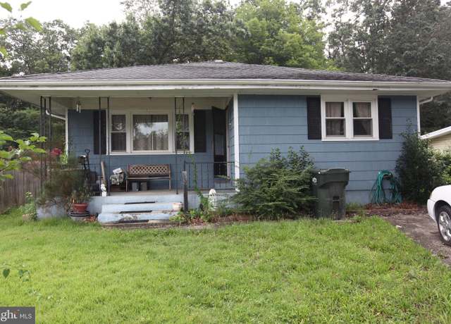Property at 28 Pearl Dr, Howell, NJ 07731, 3 beds, 1 bath