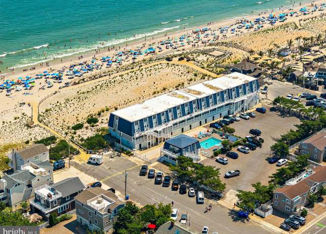 Property at 1 Centre St #1, Beach Haven, NJ 08008, 2 beds, 2.5 baths