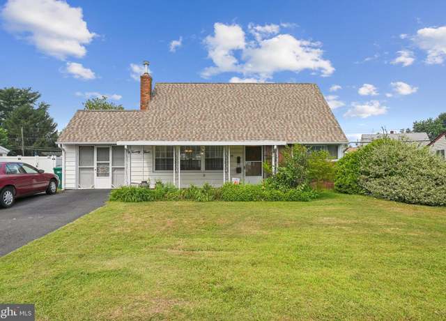 Property at 23 New Pond Ln, Levittown, PA 19054, 4 beds, 2 baths