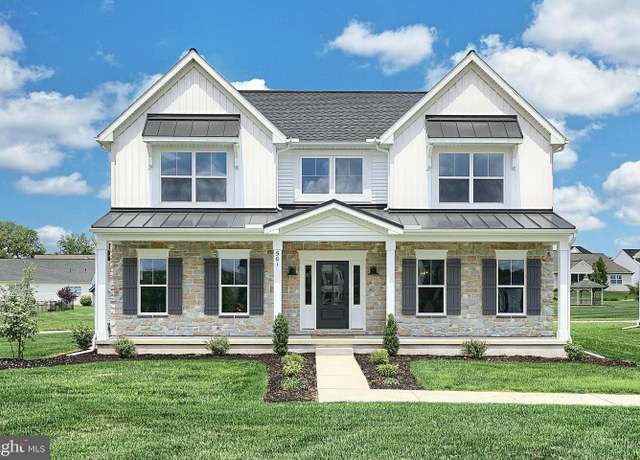 Property at 501 Estate Dr, Mechanicsburg, PA 17055, 4 beds, 2.5 baths