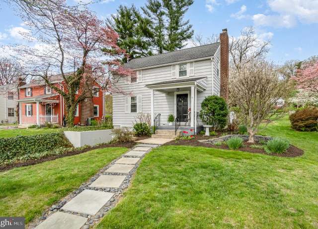 Property at 37 Kreider Ave, Lancaster, PA 17601, 2 beds, 2 baths