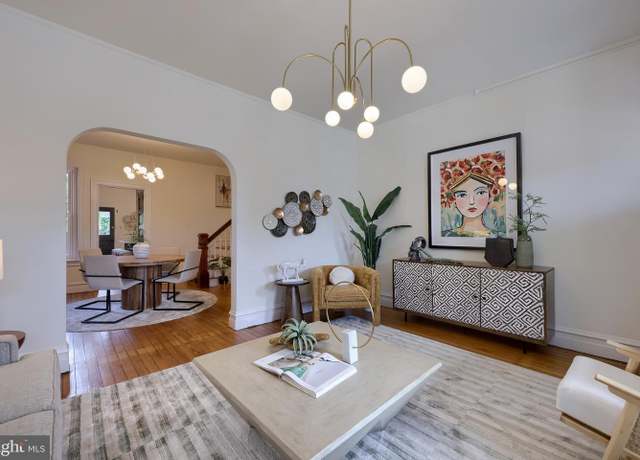 Property at 532 Park Ave, Lancaster, PA 17602, 4 beds, 3 baths