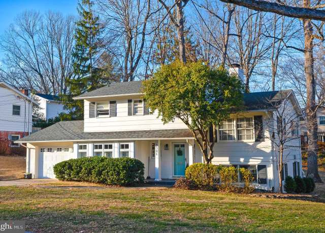 Property at 9306 Glenbrook Rd, Fairfax, VA 22031, 4 beds, 2.5 baths