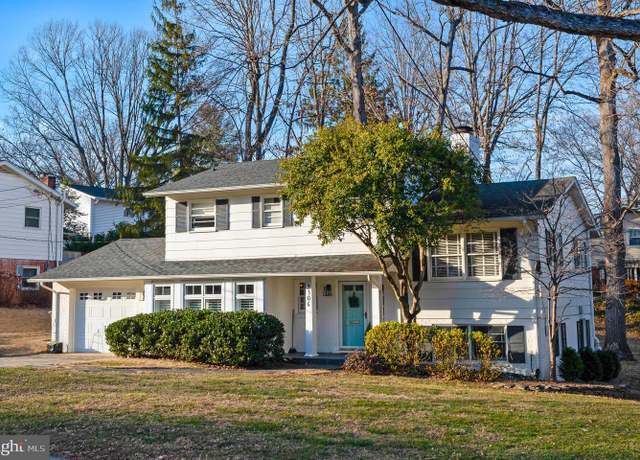 Property at 9306 Glenbrook Rd, Fairfax, VA 22031, 4 beds, 2.5 baths