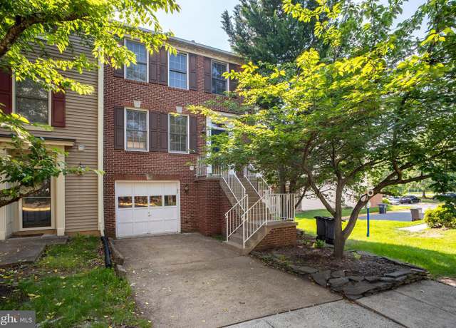 Property at 6308 John Charles Lndg, Centreville, VA 20121, 3 beds, 3.5 baths