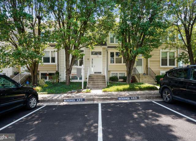 Property at 482 Virginia Ave, Herndon, VA 20170, 4 beds, 3.5 baths