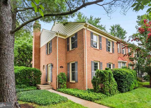 Property at 2801 Shawn Leigh Dr, Vienna, VA 22181, 3 beds, 3 baths
