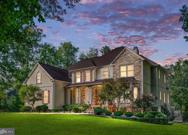 Property at 11204 Fawn Lake Pkwy, Spotsylvania, VA 22551, 5 beds, 4.5 baths