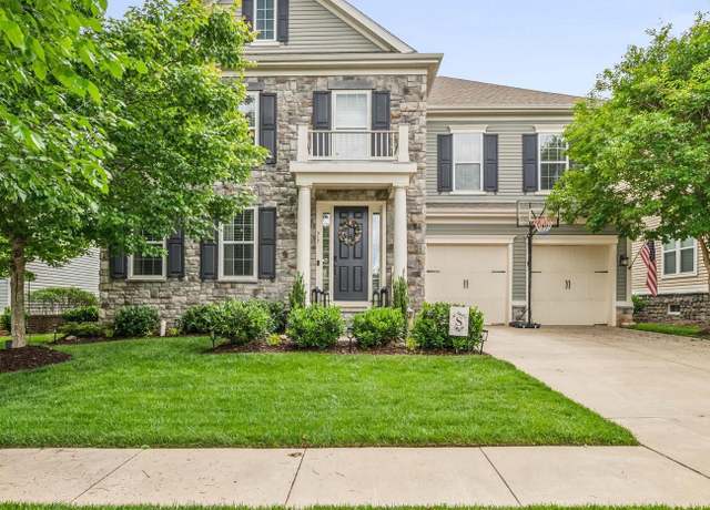 Property at 517 Apricot St, Stafford, VA 22554, 5 beds, 4.5 baths