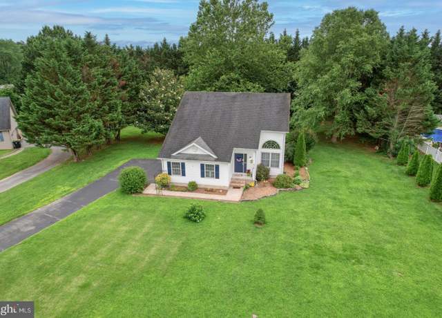 Property at 118 Crimson Dr, Dover, DE 19904, 3 beds, 2.5 baths