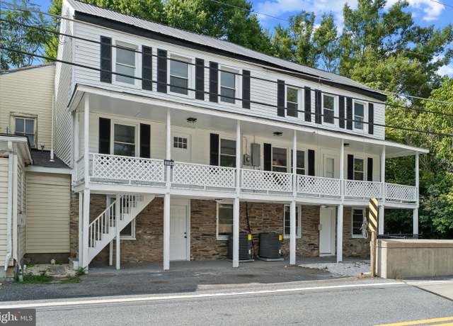 Property at 206 Jefferson Pike, Knoxville, MD 21758, 4 beds, 1.5 baths