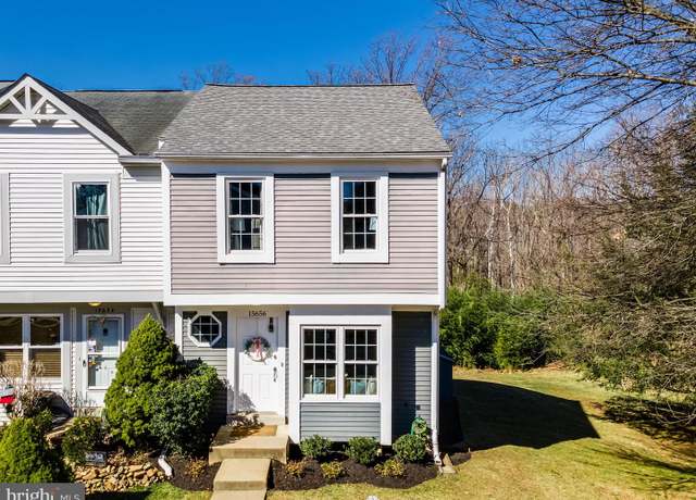 Property at 15656 Cliff Swallow Way, Rockville, MD 20853, 2 beds, 1.5 baths
