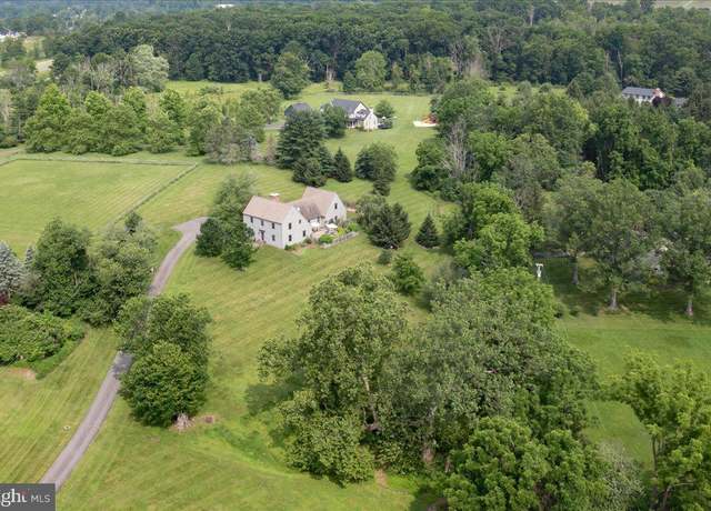 Property at 153 Lambertville-headquarters Rd, Stockton, NJ 08559, 3 beds, 2.5 baths