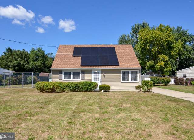 Property at 115 Stratford Ave, Ewing, NJ 08618, 4 beds, 1 bath