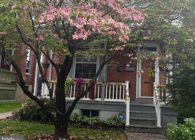 Property at 138 W Broad St, Reading, PA 19607, 3 beds, 1.5 baths