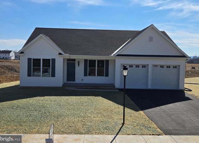Property at 46 Bennington Way, Carlisle, PA 17013, 3 beds, 2 baths
