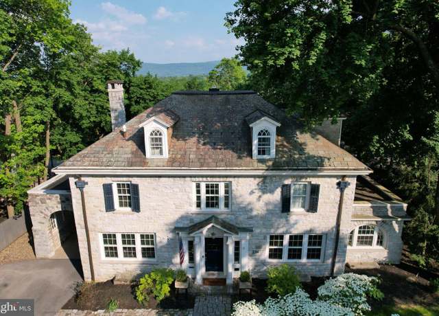 Property at 234 W Fairmount Ave, State College, PA 16801, 8 beds, 8.5 baths