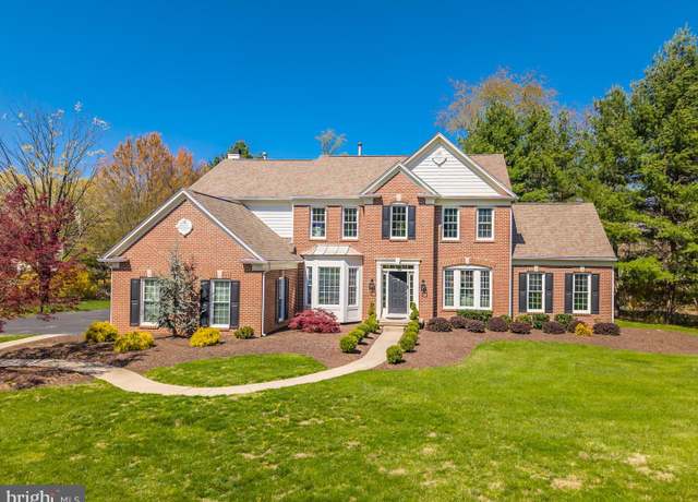 Property at 1 Smithfield Dr, Garnet Valley, PA 19060, 5 beds, 3.5 baths