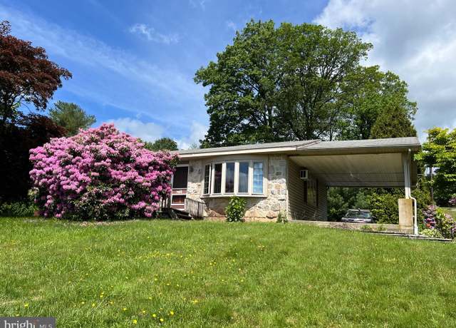 Property at 49 Mt Laurel St, Pine Grove, PA 17963, 3 beds, 1 bath