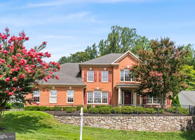 Property at 8104 Chars Landing Ct, Springfield, VA 22153, 5 beds, 4.5 baths