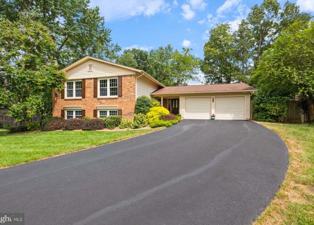 Property at 8801 Newell Ct, Springfield, VA 22153, 4 beds, 3 baths