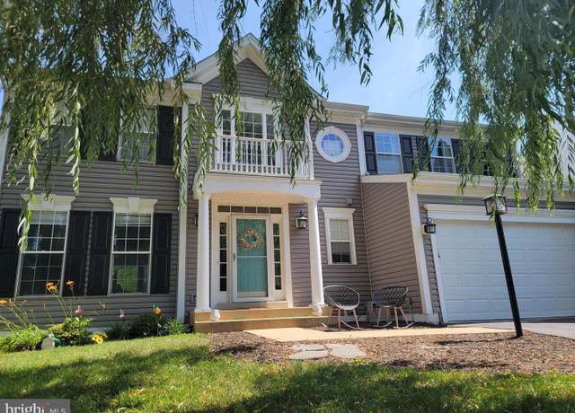 Property at 13411 Dairy Ct, Bristow, VA 20136, 4 beds, 3.5 baths