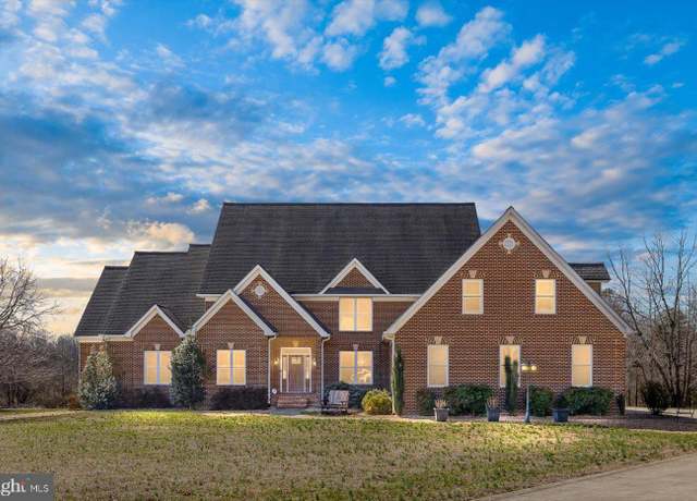 Property at 7610 Downstream Ct, Fredericksburg, VA 22408, 4 beds, 4.5 baths