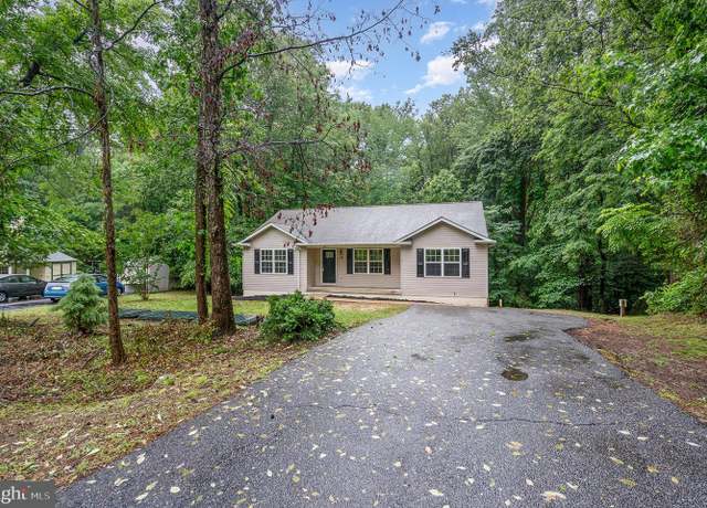 Property at 114 Dragoon Dr, Montross, VA 22520, 4 beds, 3 baths