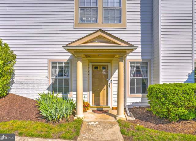 Property at 1400 Flatwood Ct, Crofton, MD 21114, 2 beds, 2 baths