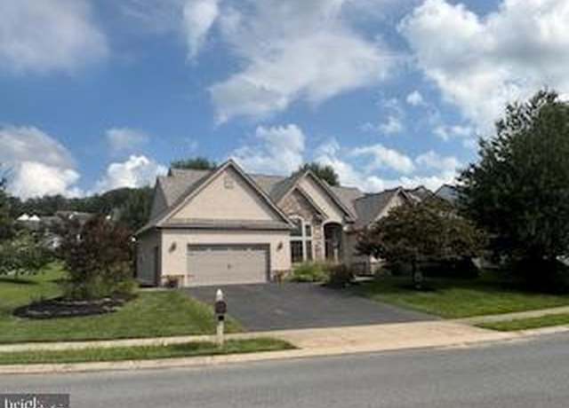 Property at 667 Golden Eagle Way, Lancaster, PA 17601, 3 beds, 2.5 baths