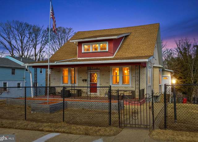Property at 301 Rockledge Ave, Rockledge, PA 19046, 4 beds, 3 baths