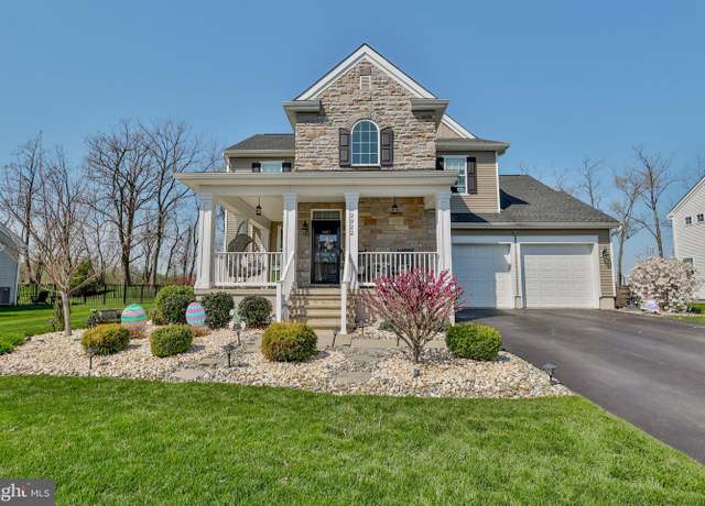 Property at 2922 Sheffield Dr, Easton, PA 18040, 3 beds, 2.5 baths