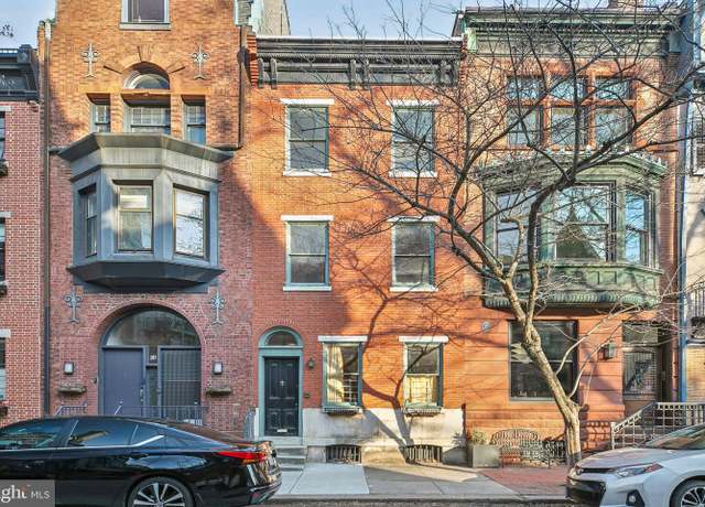 Property at 319 S 18th St, Philadelphia, PA 19103, 3 beds, 2 baths