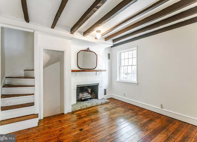 Property at 136 Carpenter St Unit A, Philadelphia, PA 19147, 2 beds, 1 bath
