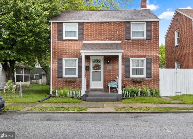 Property at 1043 E Poplar St, York, PA 17403, 3 beds, 1.5 baths