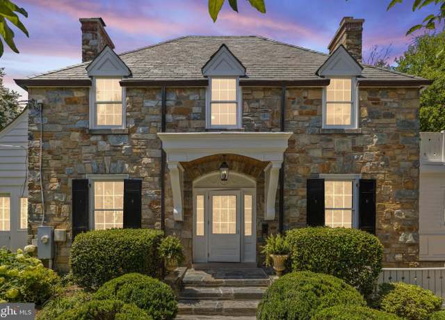Property at 2503 N Jefferson St, Arlington, VA 22207, 6 beds, 4.5 baths