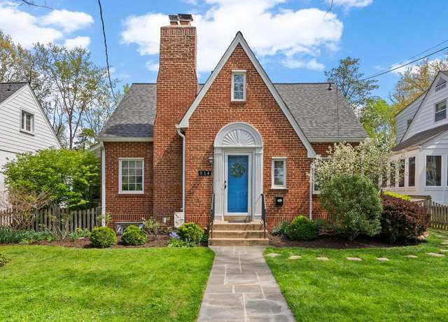 Property at 914 Park Ave, Falls Church, VA 22046, 5 beds, 3 baths