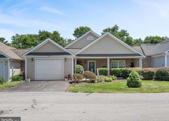 Property at 115 Tanglewood Ln, Winchester, VA 22602, 2 beds, 2 baths