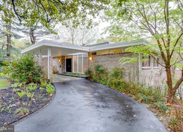Property at 3733 Acosta Rd, Fairfax, VA 22031, 6 beds, 3.5 baths